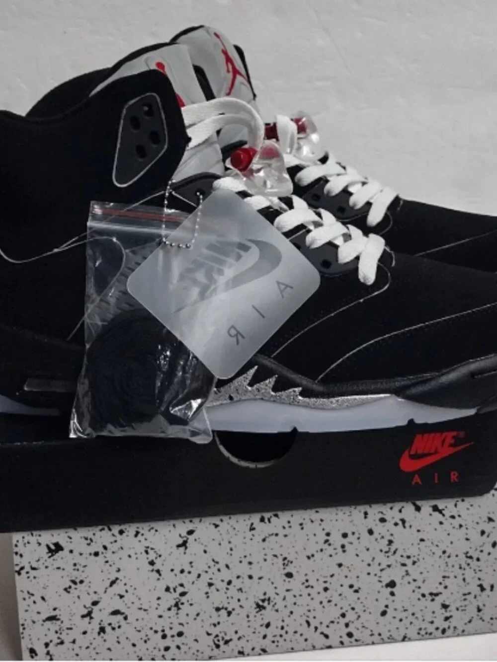 Air Jordan 5 Retro OG Black Metallic Reimagined 2025